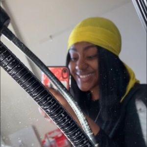 Meet your Posher, Ailani